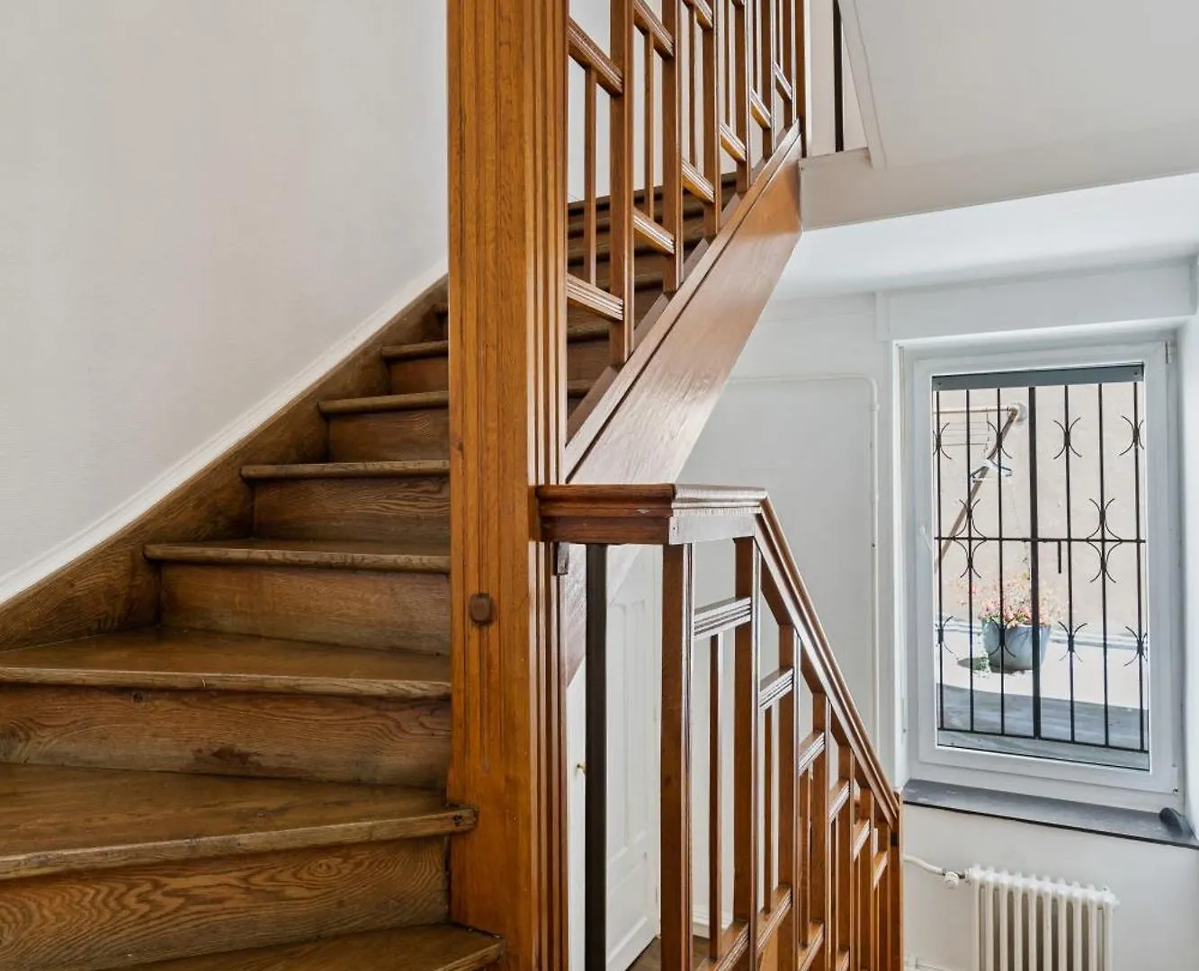 شقة Charming 3-Br Townhome Near Luxembourg City Center لوكسمبورغ